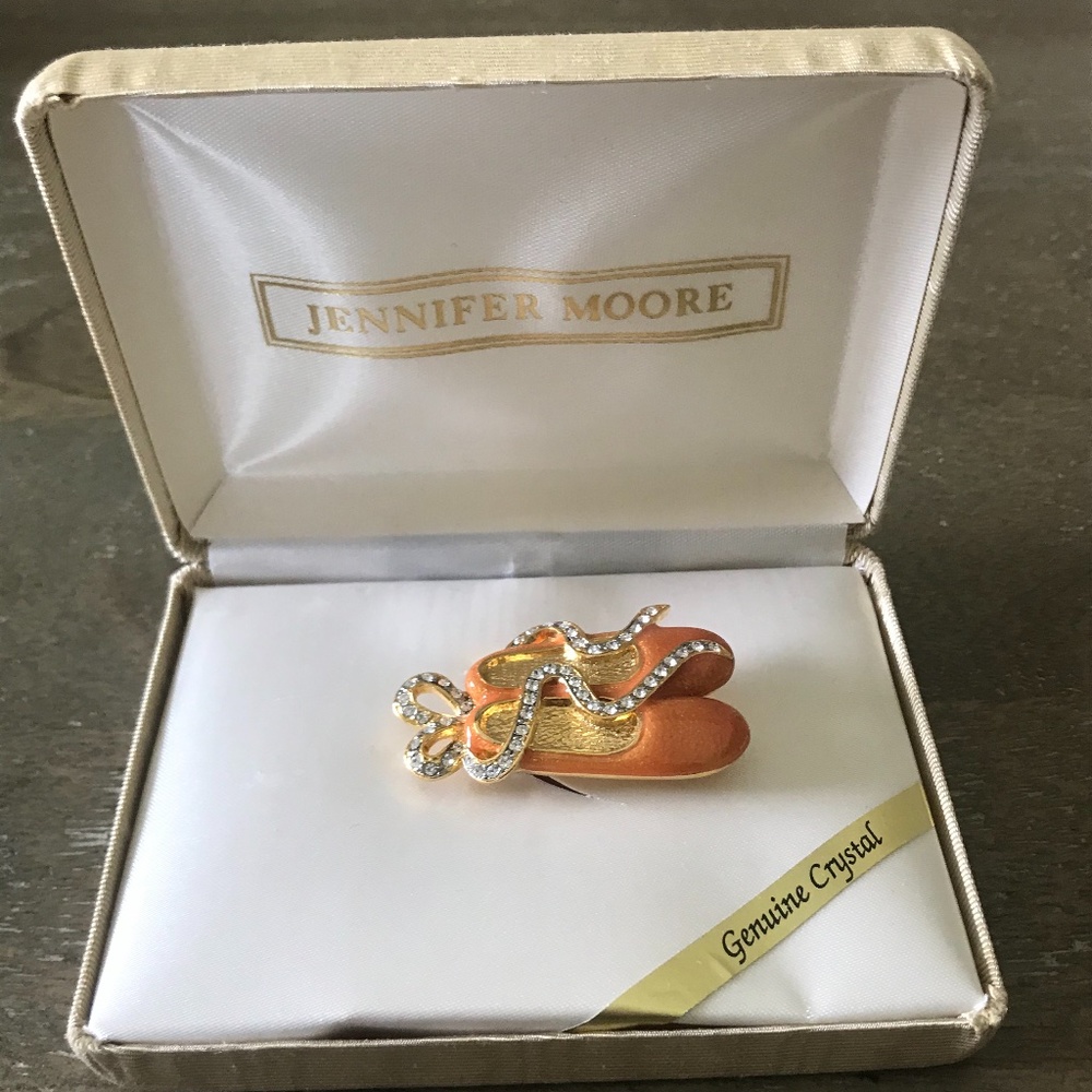 NEW Jennifer Moore Ballet Slippers Crystal Brooch